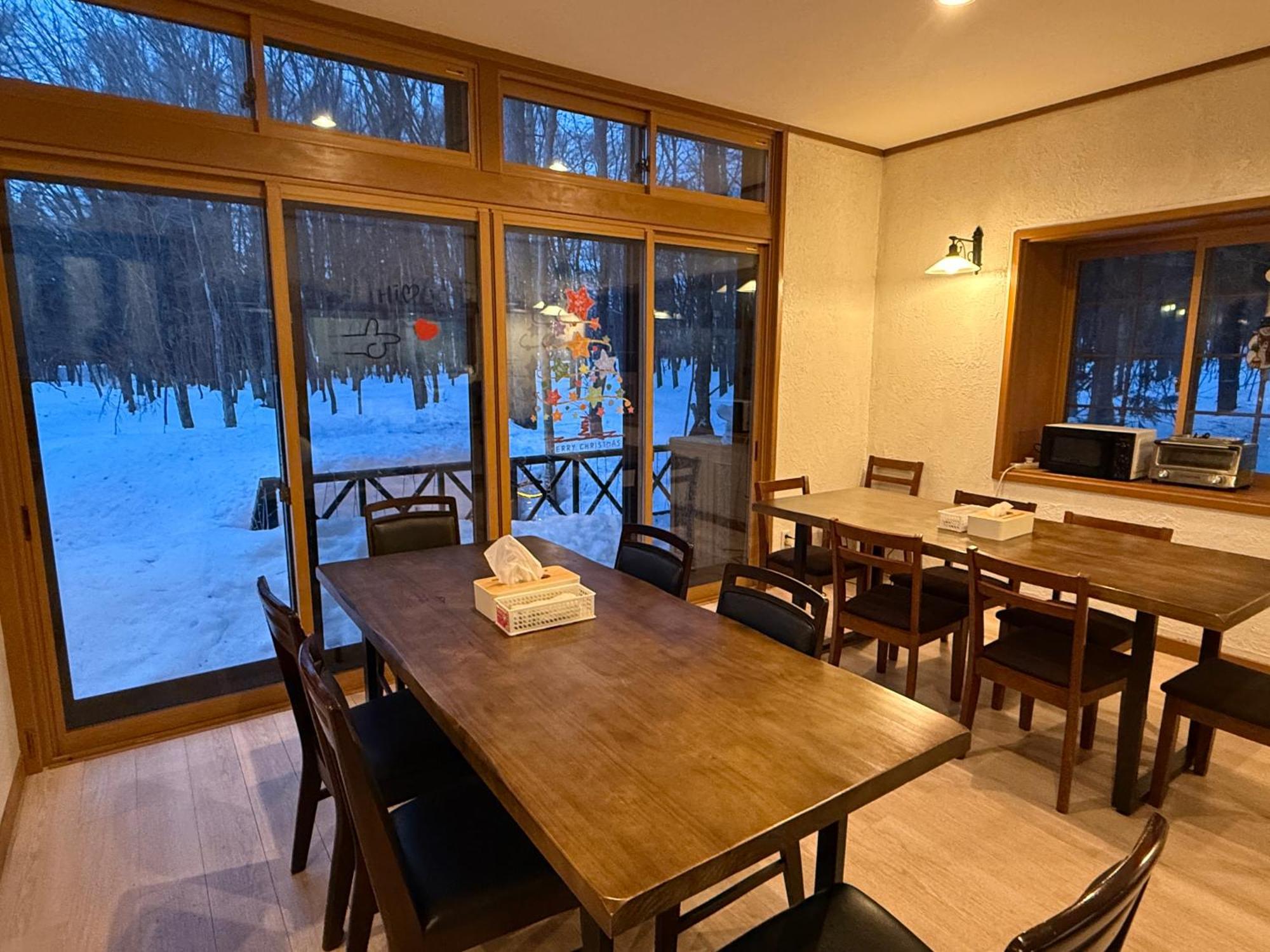 The Answer Bed & Breakfast Хакуба Екстериор снимка